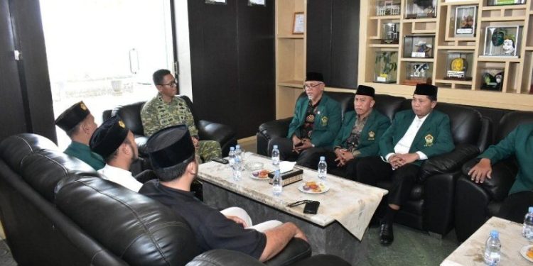 LDII Malang dan Kodim 0818 Malang-Batu menjajaki kolaborasi terkait pembinaan karakter pemuda. Foto: LINES.