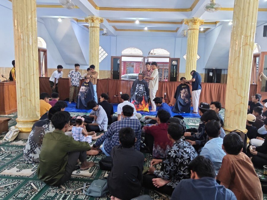 LDII Banyuwangi Bekali 100 Pemuda Keterampilan Cukur Rambut