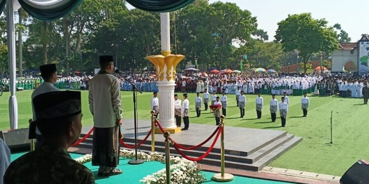 LDII menghadiri Upacara Peringatan HSN Kabupaten Bandung di Lapangan Upakarti, Soreang, pada Kamis (22/10/2026). Foto: LINES.