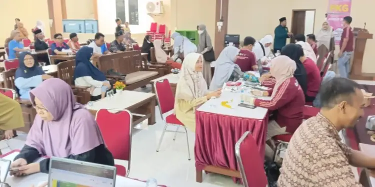 DPD LDII Kabupaten menggelar Cek Kesehatan Gratis (CGK) sebagai bagian dari rangkaian Gerakan Serentak CKG LDII di berbagai wilayah Jawa Timur. DPD LDII Kabupaten menggelar Cek Kesehatan Gratis (CGK) sebagai bagian dari rangkaian Gerakan Serentak CKG LDII di berbagai wilayah Jawa Timur. Foto: LINES