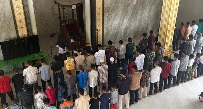 LDII Papua Barat Daya menggelar salat istisqa mohon hujan berkah. Foto: LINES.