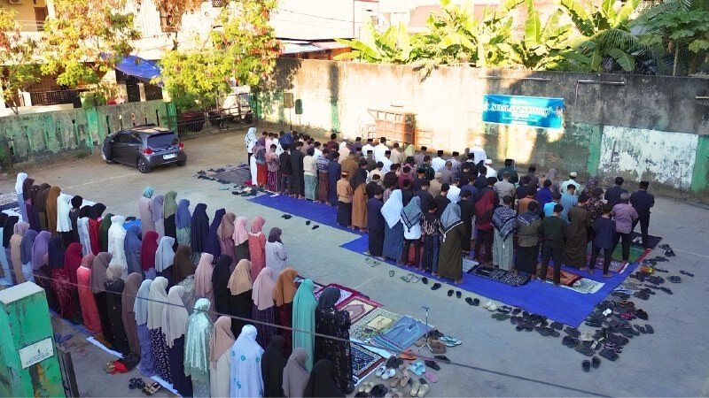 Salat Istisqa LDII Tamalate sebagai upaya antisipasi fenomena El Nino. Foto: LINES.