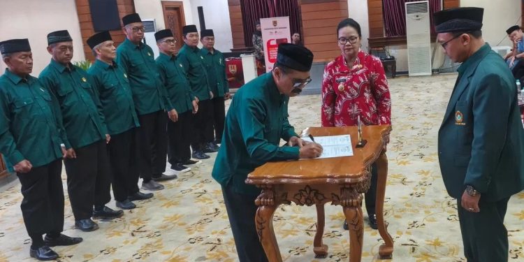 Wali Kota Semarang, Agustina Wilujeng dalam acara pelantikan pengurus Pimpinan Cabang (PC) LDII se-Kota Semarang Periode 2026–2031 di Balai Kota Semarang, Jawa Tengah, pada Jumat (25/9/2026). Foto: LINES