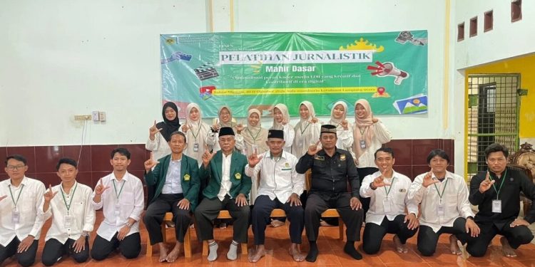 DPD LDII Lampung Utara melantik pengurus Kelompok Kerja (Pokja) LDII News Network (LINES) sekaligus menggelar Pelatihan Jurnalistik Mahir Dasar. Foto: LINES