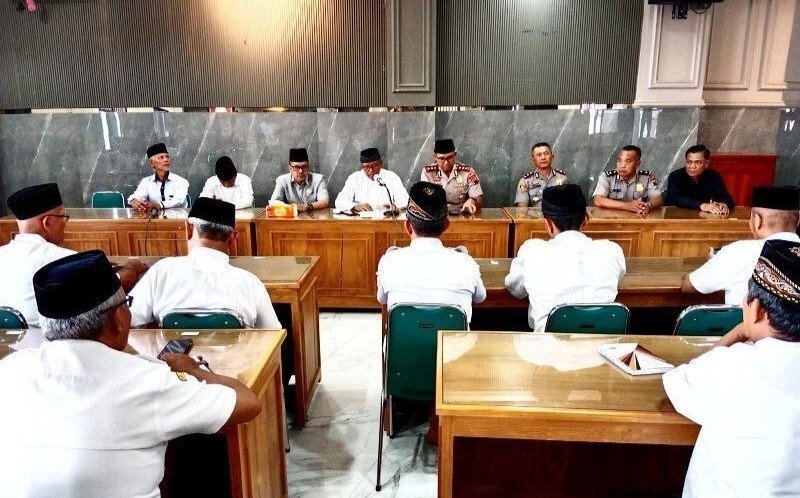 Kapolres Sragen AKBP Heru Antariksa Cahya, mengajak tokoh agama dan organisasi kemasyarakatan memperkuat sinergi menjaga keamanan dan ketertiban masyarakat (kamtibmas). Foto: LINES